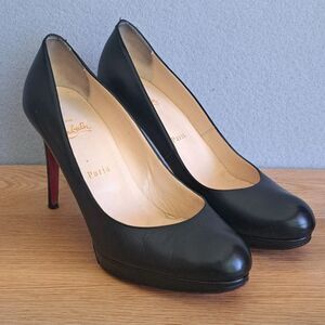 Christian Louboutin Vintage 39.5 9.5 Black Leather Simple Platform Heels Pumps